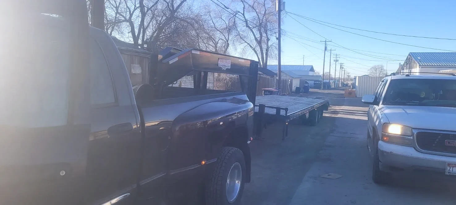 Gooseneck trailer hauling in Jerome, Idaho